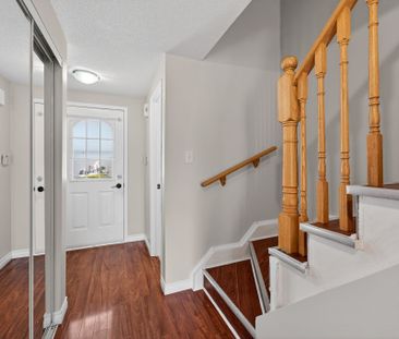 For Lease - 219 Nathan Crescent, Barrie, Ontario - Photo 5