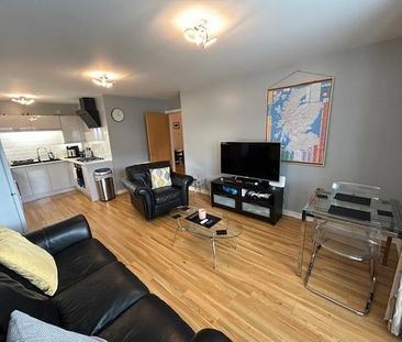 2 bedroom flat to rent - Photo 3