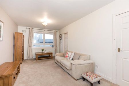 2 Bed Flat, Oldcroft Place, AB16 - Photo 2