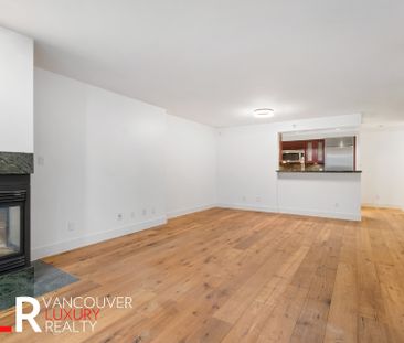 Townhouse in Vancouver West Side, BC - Photo 4