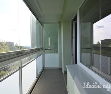 Pronájem bytu 3+1 62 m2 - Fotografie 4