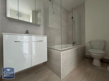 Location Appartement 1 pièce 26m² ST NAZAIRE 44600 - Photo 3