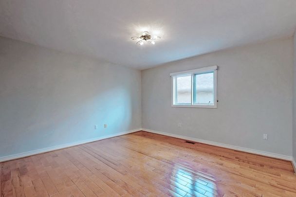 For Lease - 57 Cassandra Crescent, Richmond Hill, Ontario - Photo 1