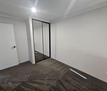 Stunning Family Home - Photo 4