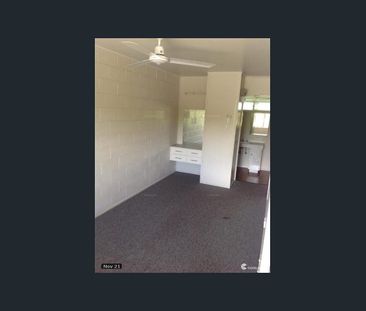 Fully air conditioned 1 bedroom Unit. - Photo 4