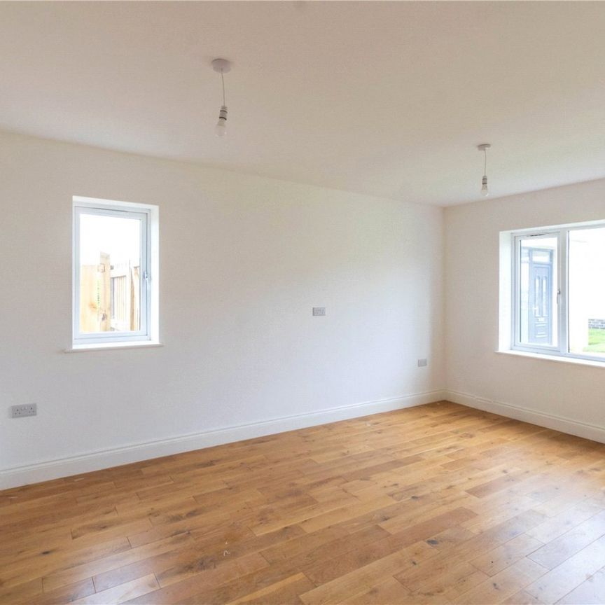 Jarnail Close, - Photo 1