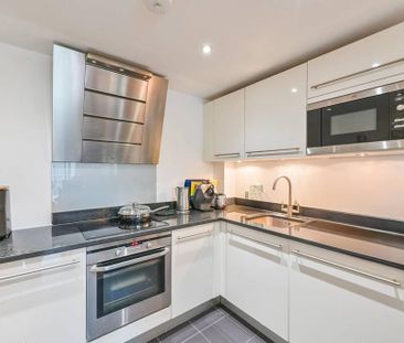 1 bedroom flat to rent - Photo 5