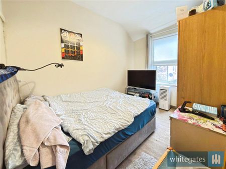 3 bedroom end of terrace house to rent - Photo 4
