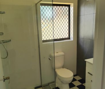 South Perth - Photo 2