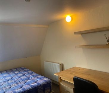 Room in a Shared House, Clifton, BS8 - Photo 6