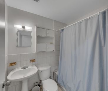 For Lease - 279 Drouillard Road Unit# 7, Windsor, Ontario - Photo 6