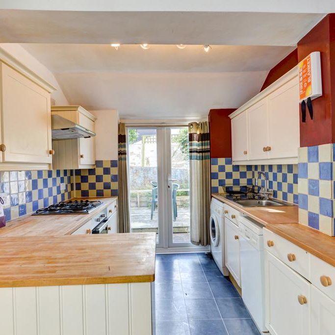 5 bedroom house to rent - Photo 1