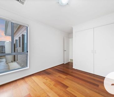 50 Cocoparra Crescent,Crace - Photo 5