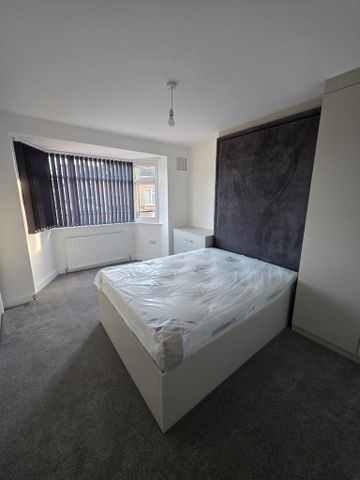 1 bedroom house of multiple occupation to rent - Photo 5