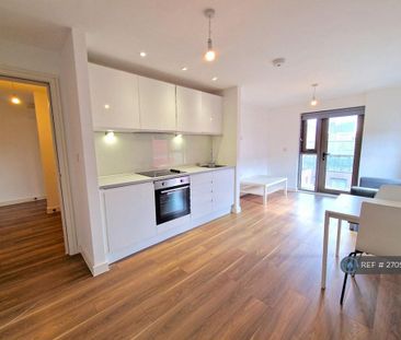 1 bedroom flat to rent - Photo 6