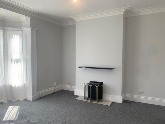 3 bedroom apartment to rent - Photo 1