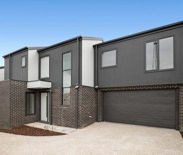 Executive and stylish living - Photo 6
