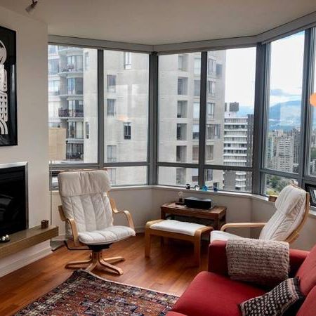 Lovely 2 Bedroom, 2 Bath with Stunning Views and Cozy Fireplace - Photo 1