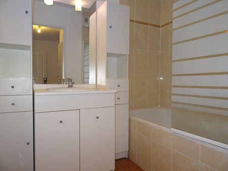 Location Appartement 2 Pièces 49 m² - Photo 3