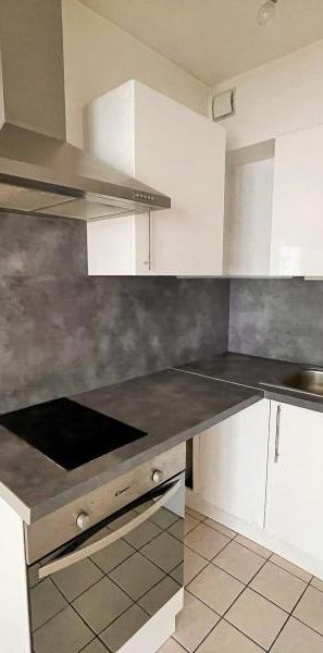 Location Appartement 1 pièce 27m² CHEVIGNY ST SAUVEUR 21800 - Photo 1