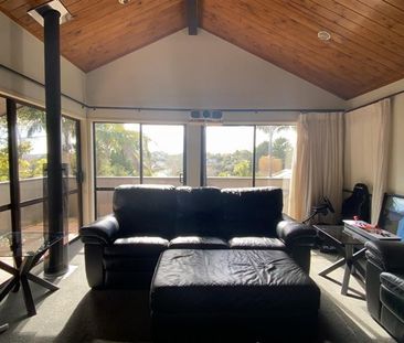 Property Management66 Tauhinu Road, Greenhithe - House for Rent - Photo 2