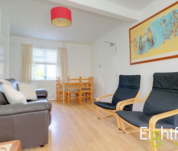 4 bedroom terraced house to rent - Photo 1