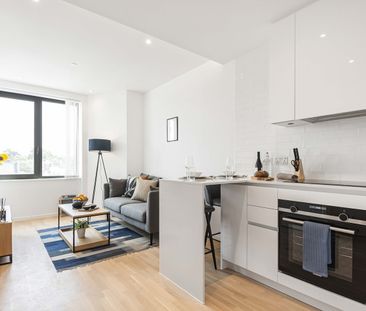 1 Bed Flat, Gravity Royal Heights, RG1 - Photo 1