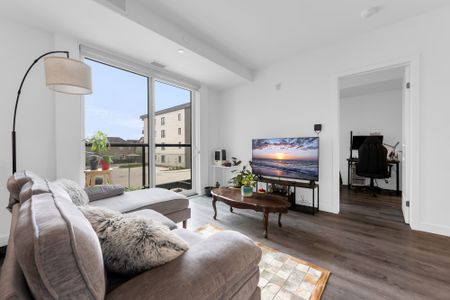 For Lease - 7549 KALAR Road Unit# 214, Niagara Falls, Ontario - Photo 2