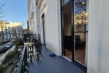 Hereford Road, Notting Hill - Photo 5