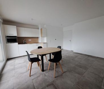 Location Appartement 2 pièces Meublé 41m² ST PIERRE EN FAUCIGNY 74800 - Photo 2