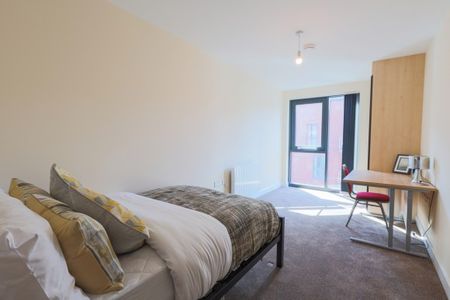 New 3 Bed Apartment just off Ecclesall Road - Photo 3