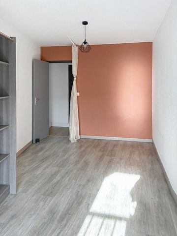 Location Appartement 2 pièces 47m² GAILLAC 81600 - Photo 2
