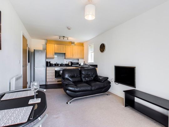 1 bedroom flat to rent - Photo 1