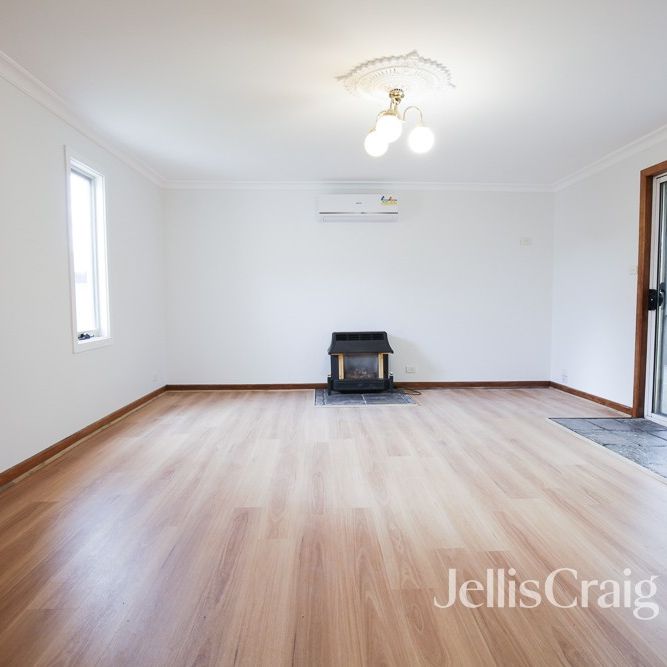 14 Railway Parade, Newport VIC 3015 - House For Rent | Domain - Photo 1