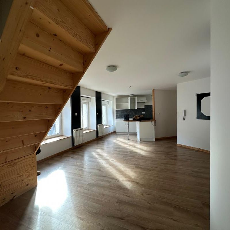 Joli F3 duplex de 65m2 à louer Unieux - Photo 1