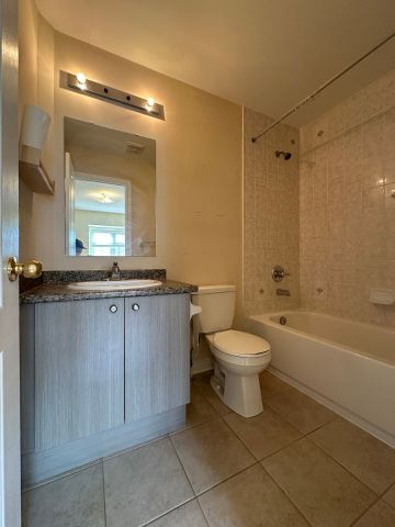 For Lease - 15 Old Colony Road Unit# 70, Richmond Hill, Ontario - Photo 5