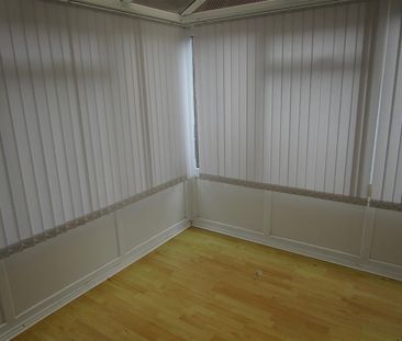 Shelmore Way, Gnosall, Staffordshire - Photo 2