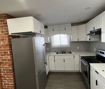 For Lease - 259 Tiffin Street, Barrie, Ontario - Photo 4