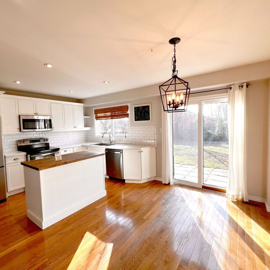 For Lease - 1559 Parish Lane, Oakville, Ontario - Photo 1