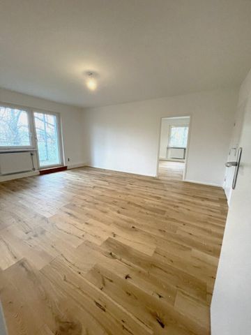 Top Sanierte 3-Zimmer-Wohnung mit Balkon und neuer Küche - Photo 2