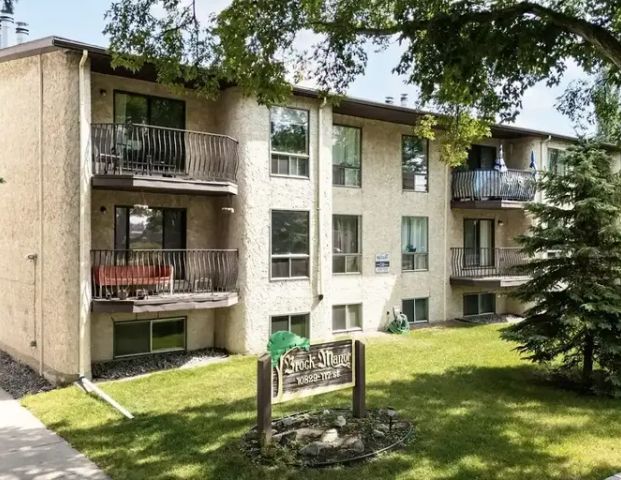 Cozy 1 Bedroom Condo Near Downtown | 203 - 10829 117 Street Northwest, Edmonton - Photo 1