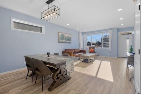 AVAILABLE OCTOBER 1 - Beautiful 4 Bedroom home in Glacier Ridge NW - Photo 3