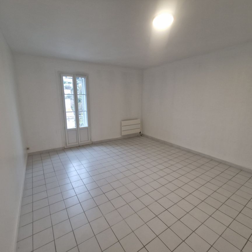 Location Appartement 2 pièces 49m² TOULON 83000 - Photo 1