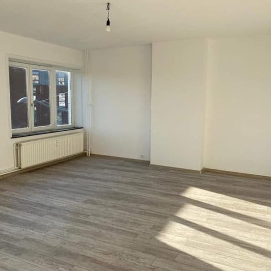 Appartement te huur - Photo 1