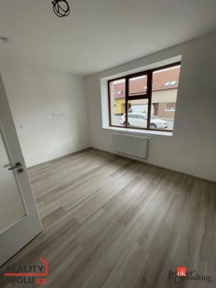 Pronájem bytu 1+kk 23 m - Photo 1