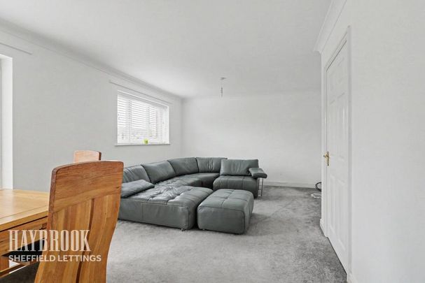 3 bedroom detached house to rent - Photo 1