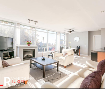 Condo in Burnaby, BC - Photo 3