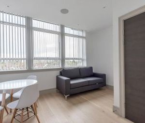2 Bedrooms Flat to rent in Broad House, Imperial Drive, Harrow, London HA27Jw HA2 | £ 306 - Photo 1