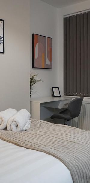 1 bedroom in a house share to rent - Photo 1