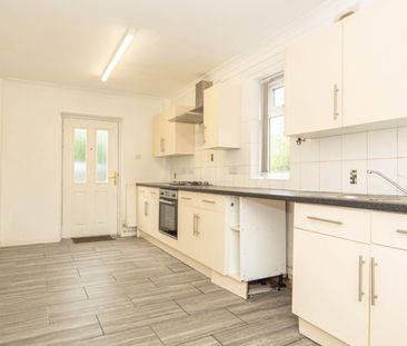 3 bedroom House To Let - Photo 1